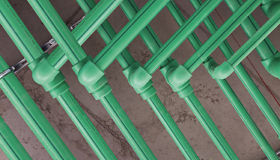 green criss cross_2221_opt